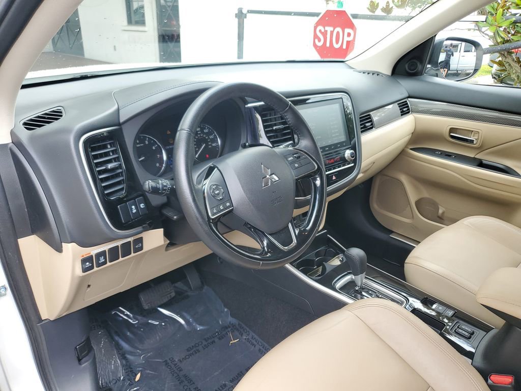 Used 2020 Mitsubishi Outlander SEL FWD image 20