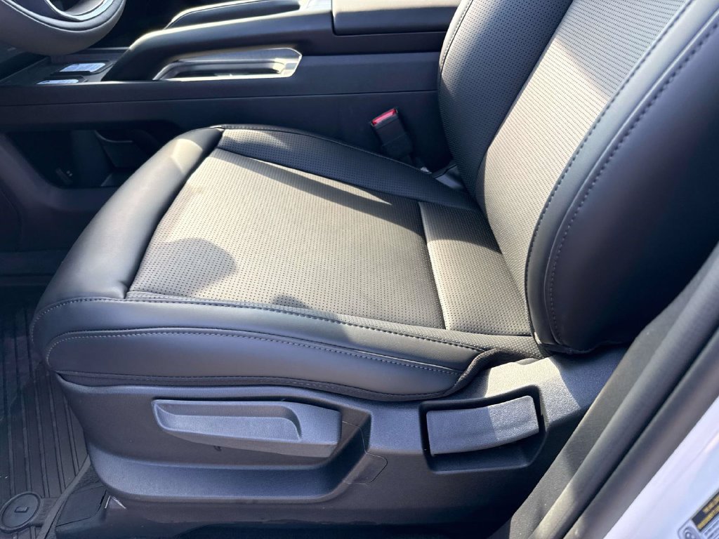 New 2027 Kia Telluride LX FWD image 17