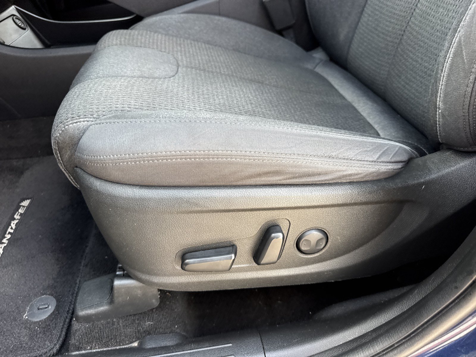 Certified 2023 Hyundai Santa Fe SEL FWD image 12