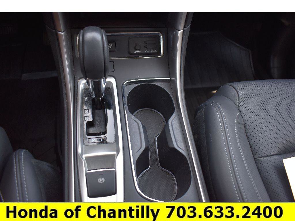 Used 2020 Subaru Ascent Limited w/ Technology Package AWD/4WD image 19