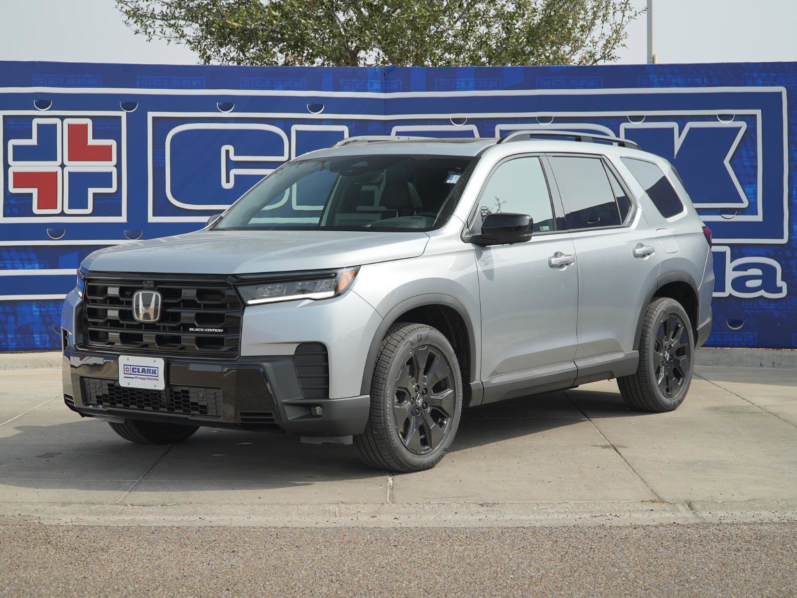 New 2026 Honda Pilot Black Edition image 1