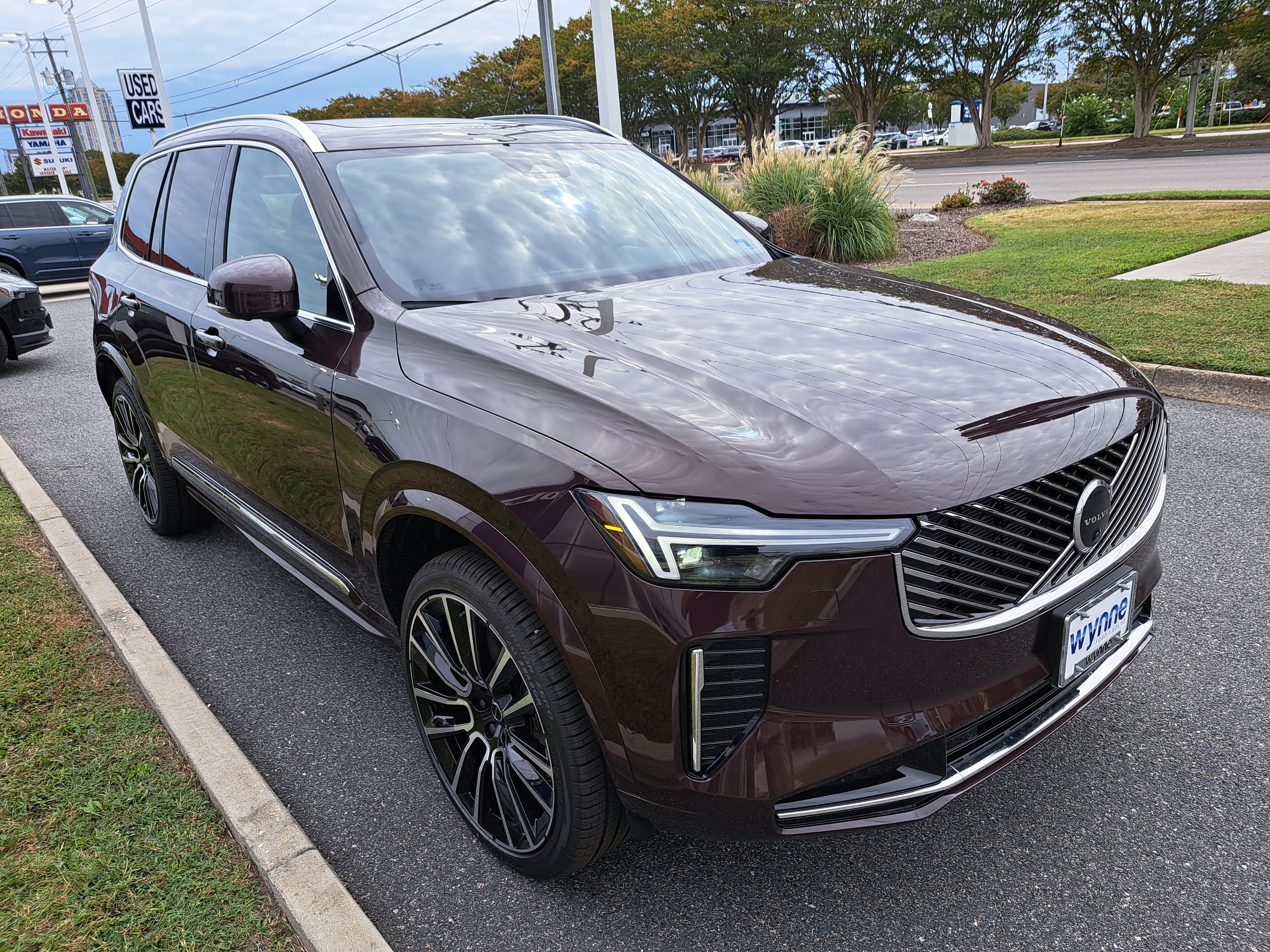 New 2027 Volvo XC90 B6 Plus AWD/4WD image 2
