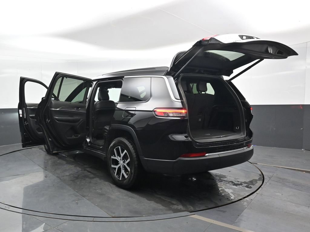 Used 2024 Jeep Grand Cherokee L Limited w/ Luxury Tech Group II image 57