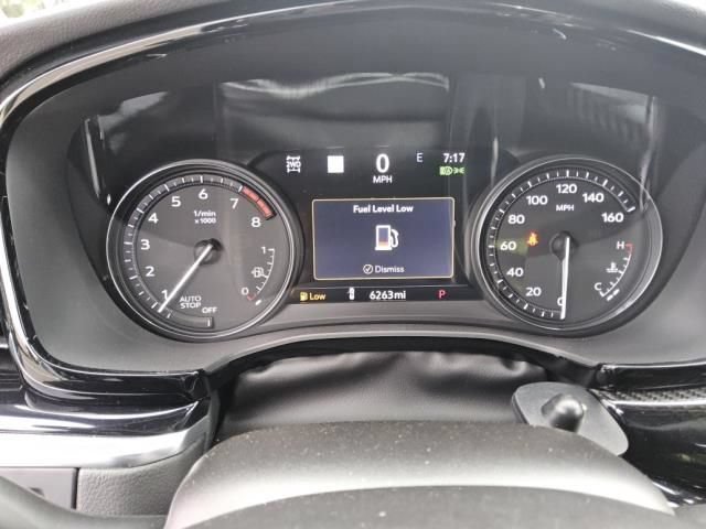 Used 2025 Cadillac XT6 Sport w/ Technology Package AWD/4WD image 5
