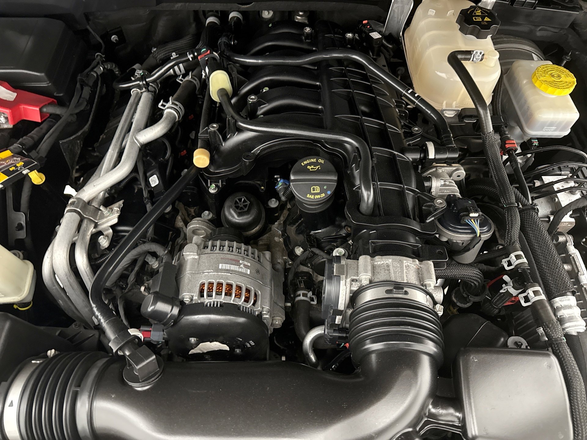 Used 2022 Jeep Wrangler Unlimited Sahara w/ Dual Top Group image 25