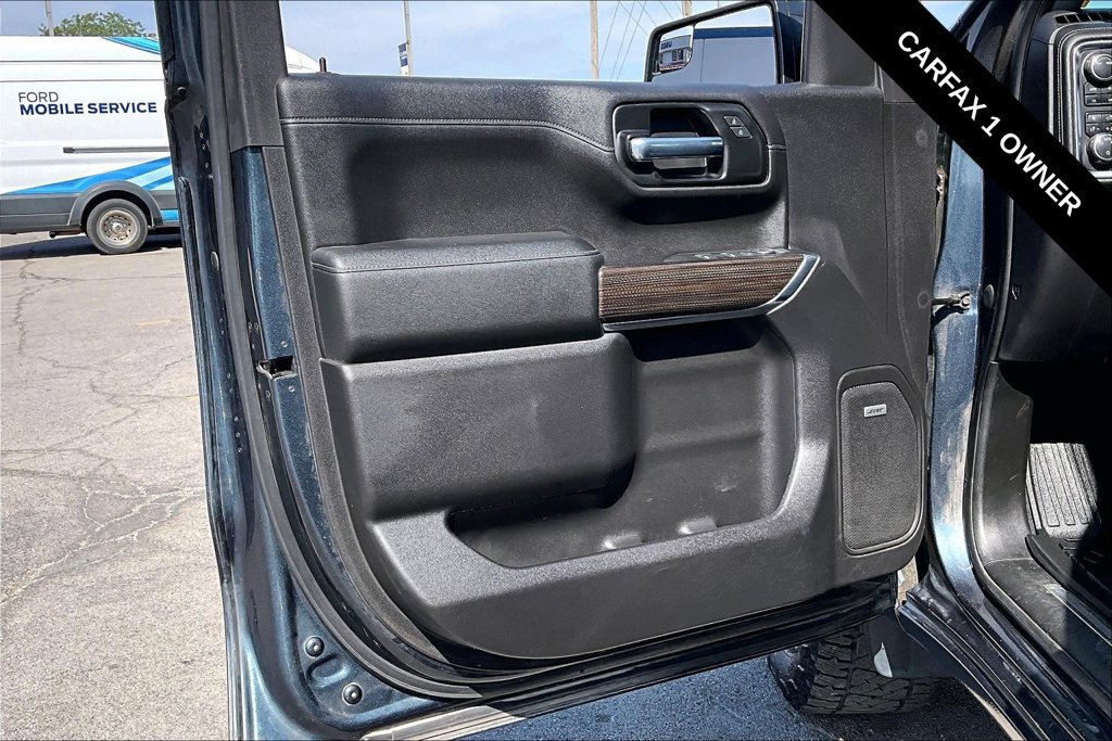 Used 2020 Chevrolet Silverado 1500 RST w/ Texas Edition AWD/4WD image 22