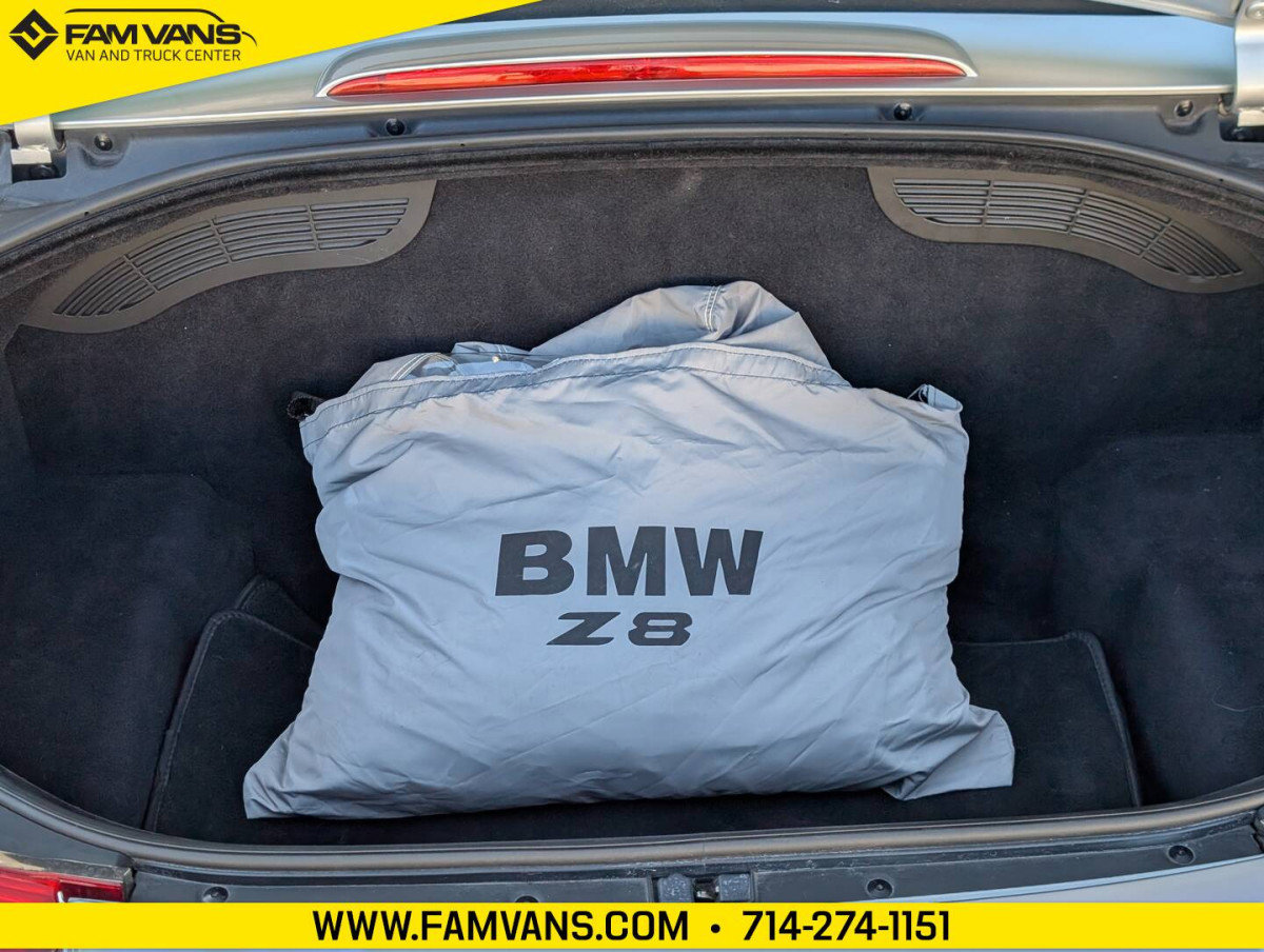 Used 2003 BMW Z8 image 24