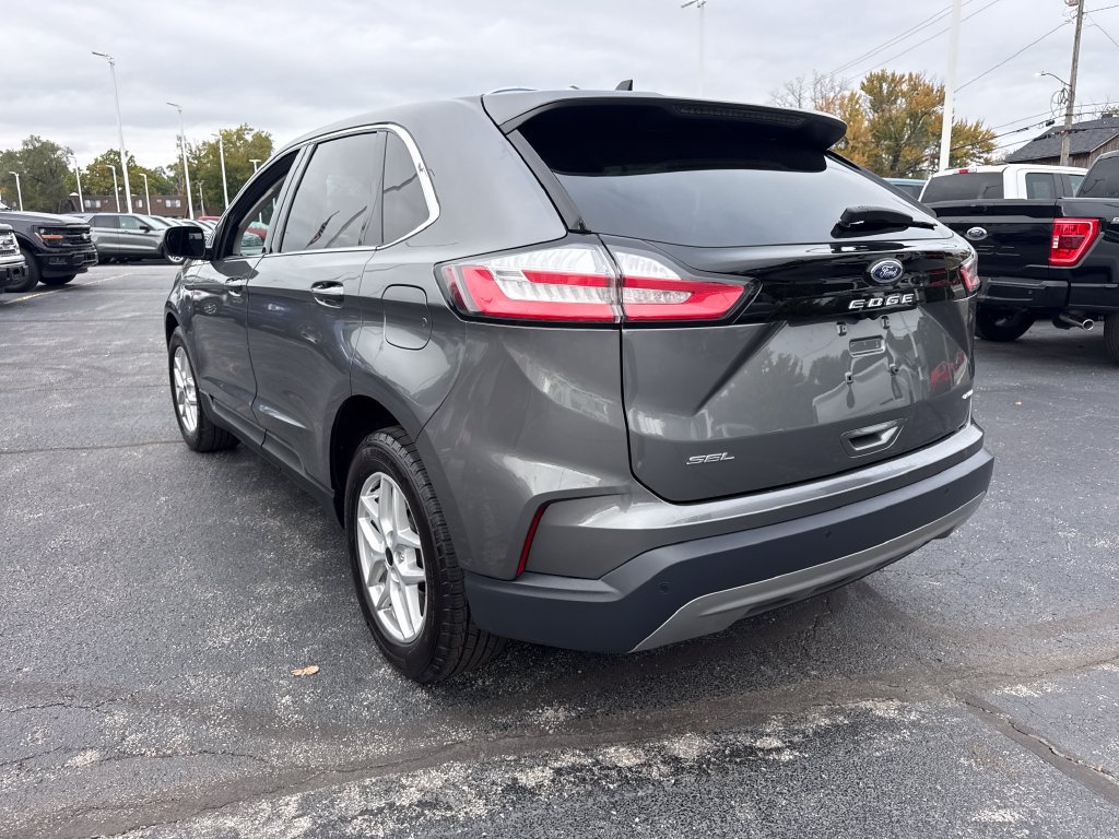 Used 2023 Ford Edge SEL w/ Convenience Package AWD/4WD image 9