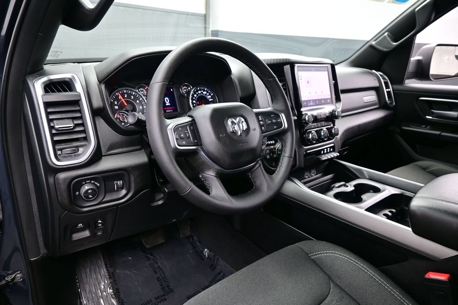 Used 2025 RAM 1500 Big Horn AWD/4WD image 16