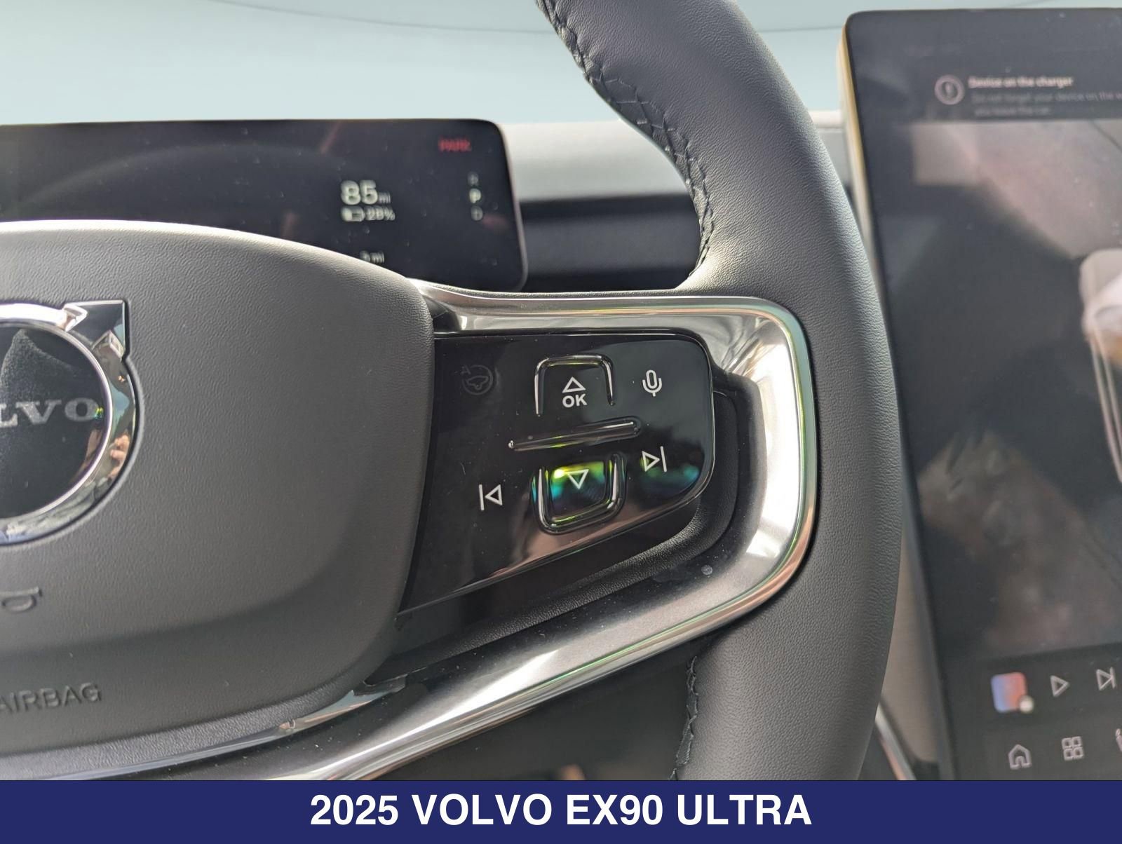 New 2025 Volvo EX90 Ultra w/ Protection Package Premier AWD/4WD image 13
