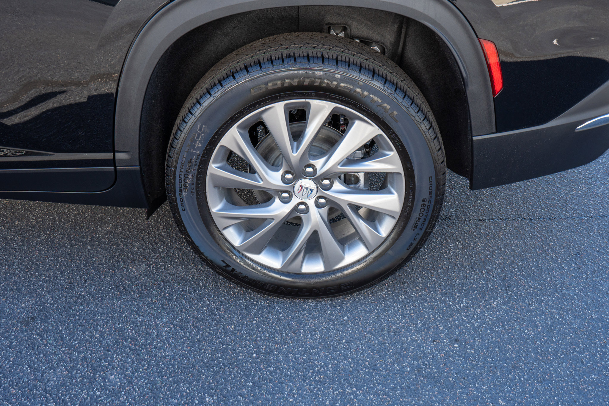 New 2026 Buick Enclave Preferred w/ Power Package image 9