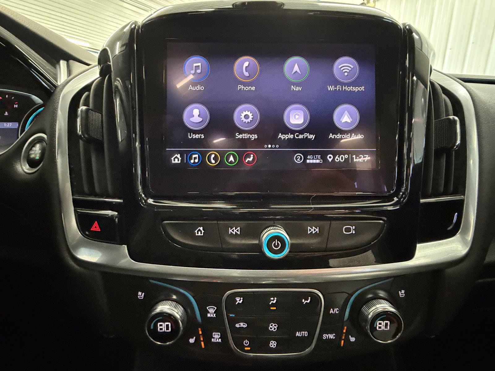 Used 2020 Chevrolet Traverse High Country w/ LPO, Floor Liner Package AWD/4WD image 22