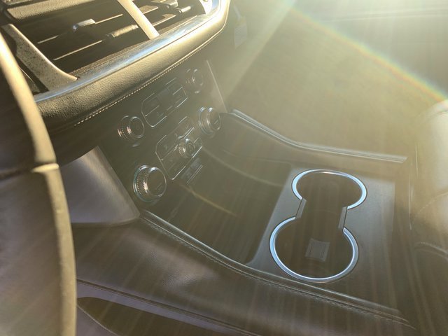 Used 2022 GMC Yukon XL SLE w/ Max Trailering Package image 9