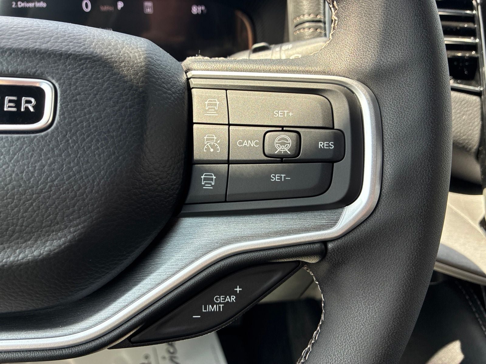 New 2026 Jeep Grand Wagoneer L Limited AWD/4WD image 29