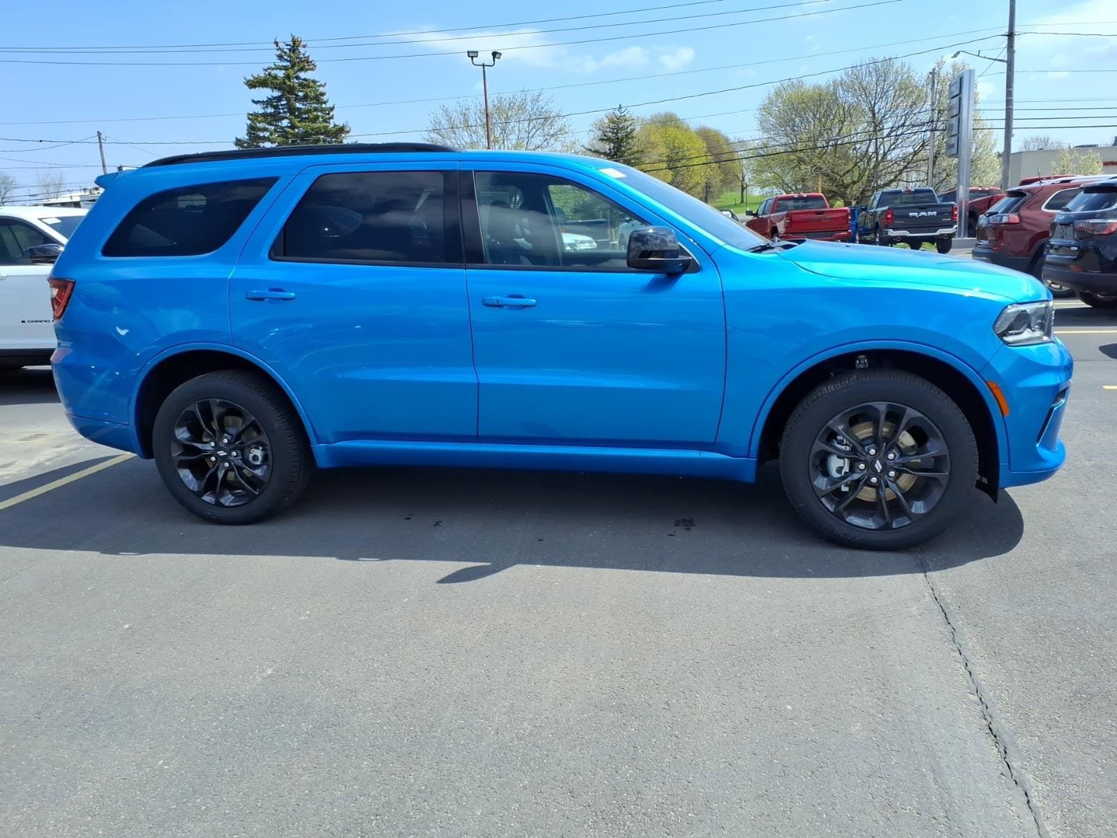 New 2026 Dodge Durango GT w/ Blacktop Package AWD/4WD image 4