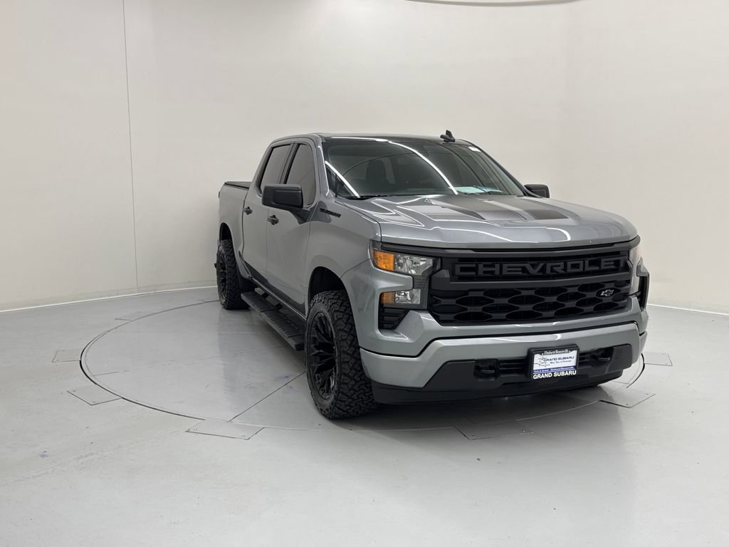 Used 2023 Chevrolet Silverado 1500 Custom w/ Rally Edition image 7