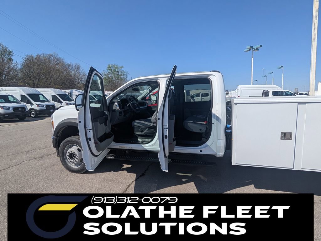 New 2026 Ford F550 4x4 Crew Cab image 10