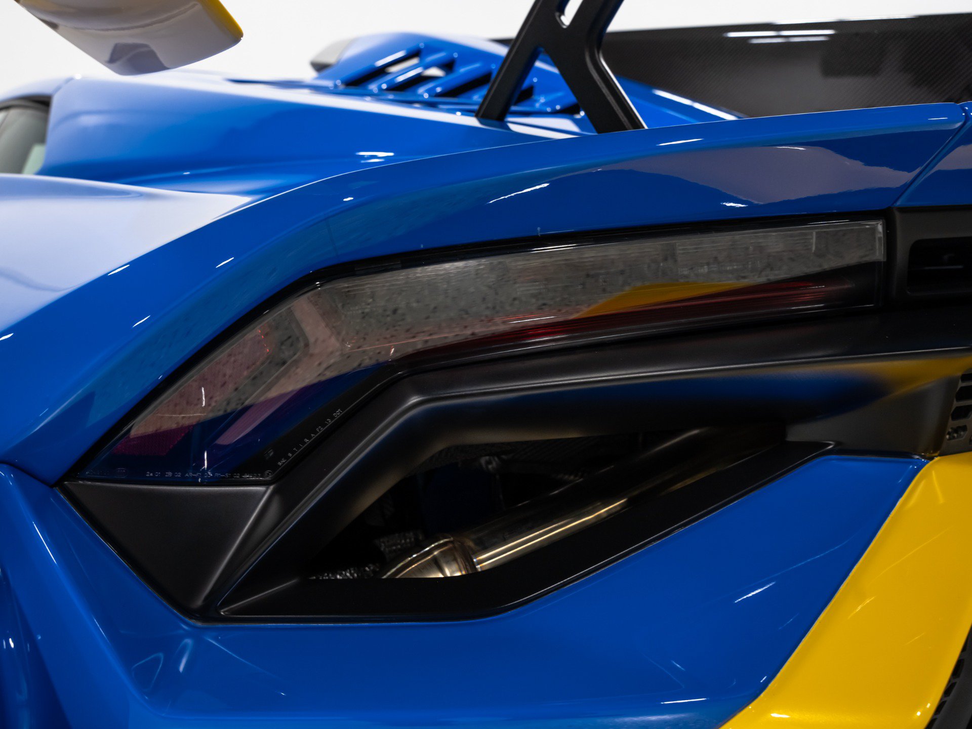 Used 2022 Lamborghini Huracan STO RWD image 25