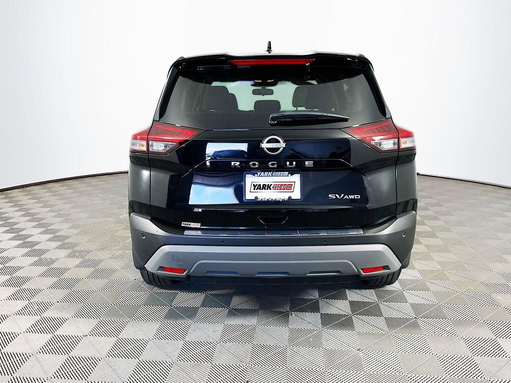 Certified 2023 Nissan Rogue SV image 10