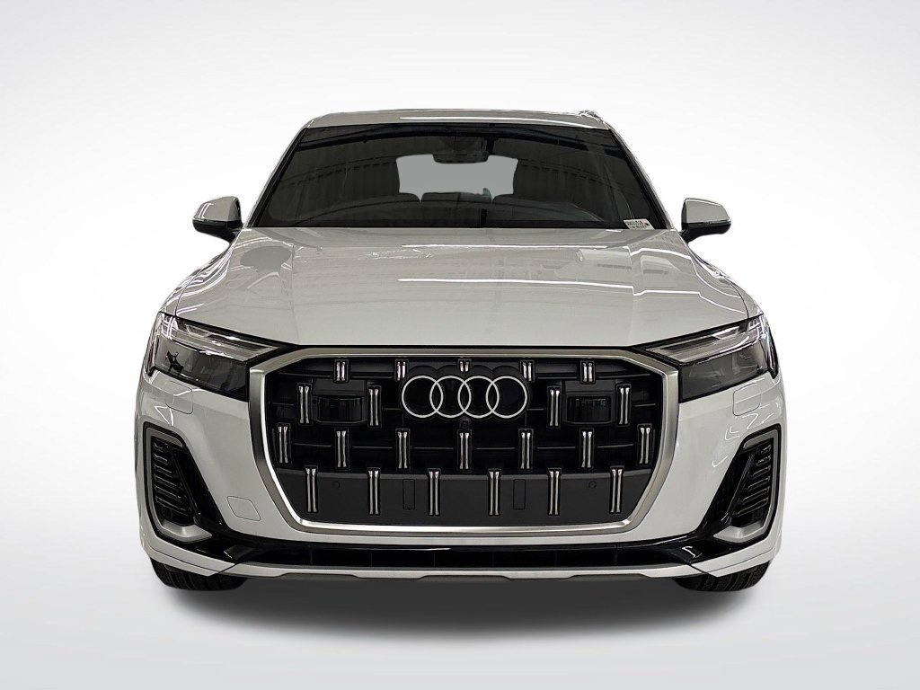 Used 2025 Audi Q7 3.0T Premium Plus AWD/4WD image 8
