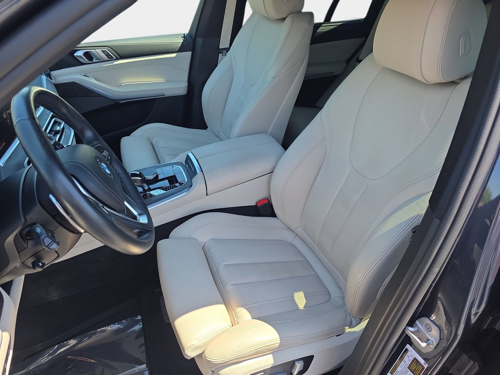 Used 2021 BMW X5 xDrive40i w/ Premium Package AWD/4WD image 15