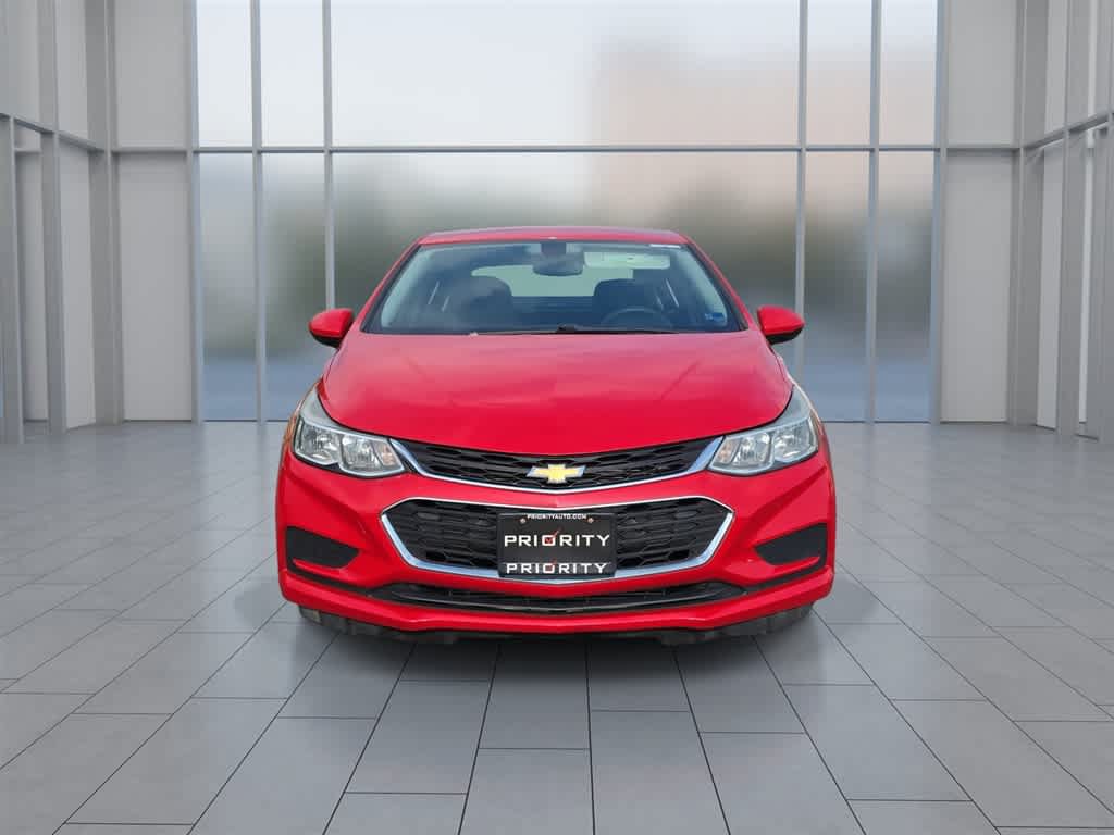 Used 2017 Chevrolet Cruze LS FWD image 4
