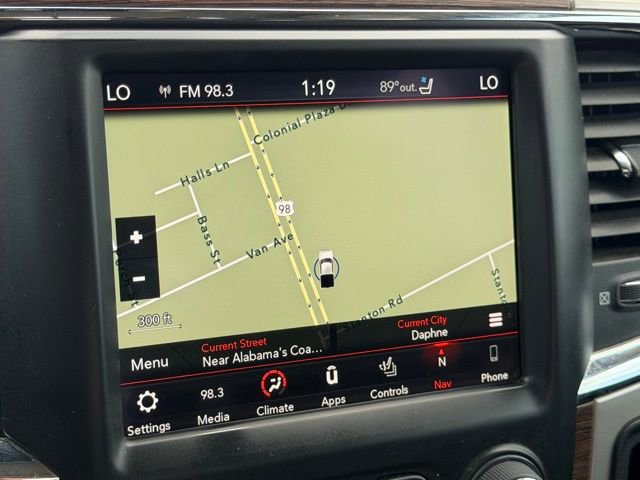 Used 2018 RAM 1500 Laramie w/ Convenience Group AWD/4WD image 24