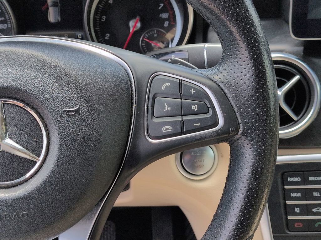 Used 2018 Mercedes-Benz GLA 250 4MATIC w/ Premium Package image 20