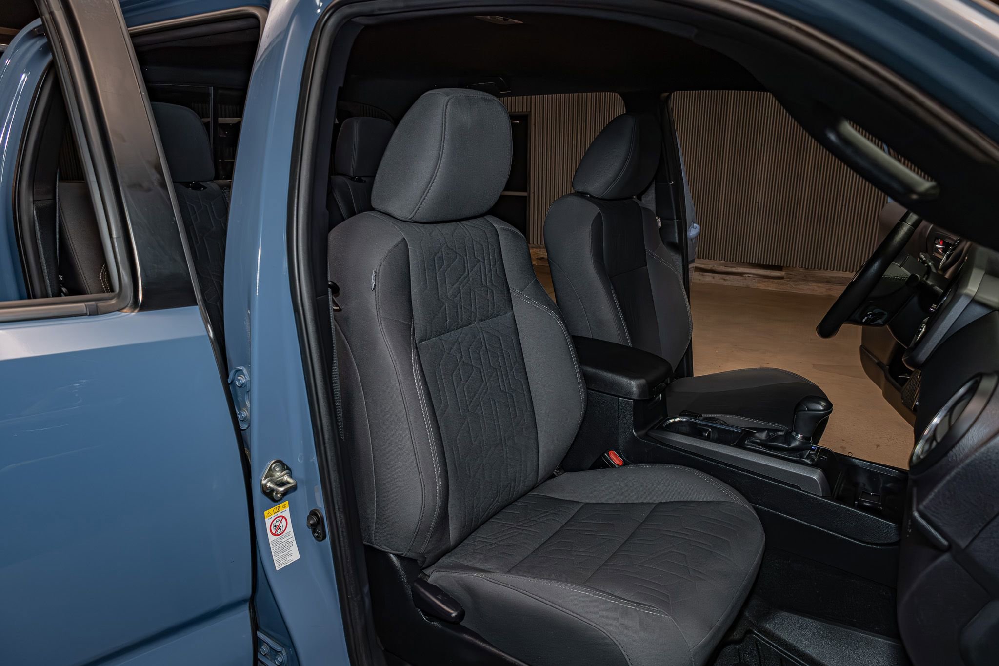 Used 2019 Toyota Tacoma TRD Off-Road w/ Technology Package image 26