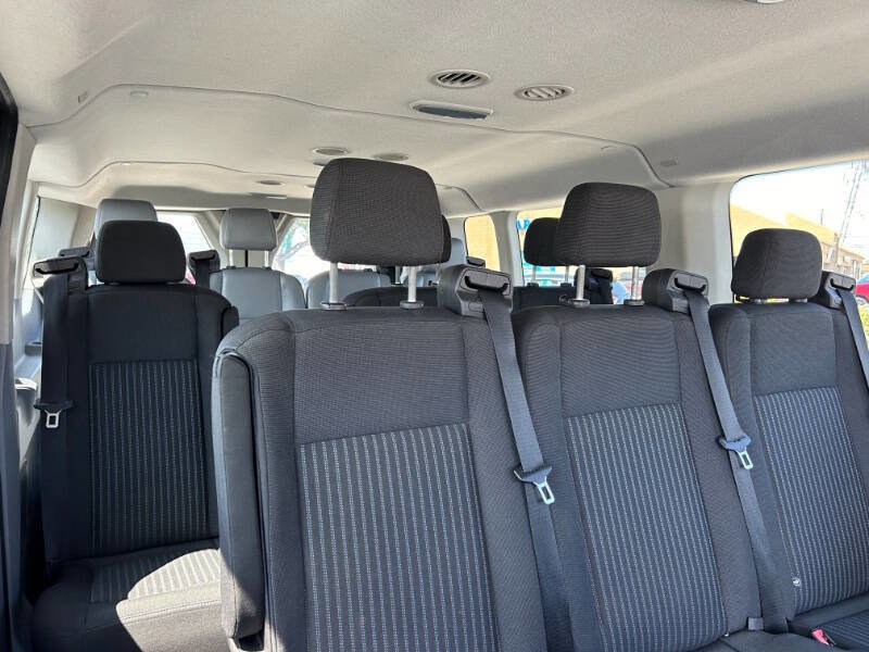 Used 2017 Ford Transit 350 XLT RWD image 13