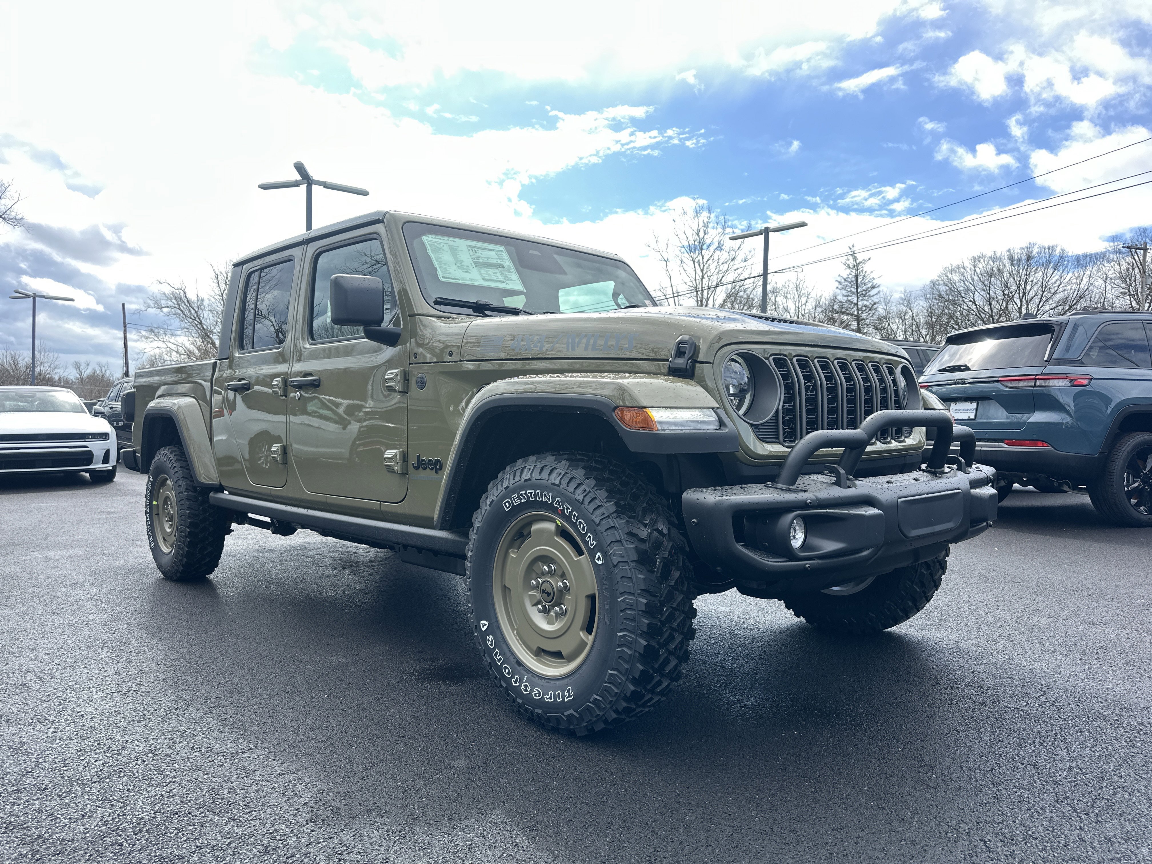 New 2026 Jeep Gladiator Willys AWD/4WD image 19