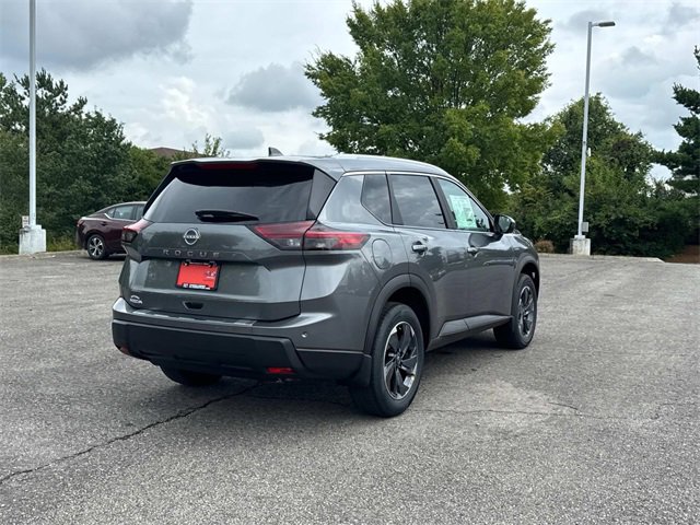 New 2026 Nissan Rogue SV image 4