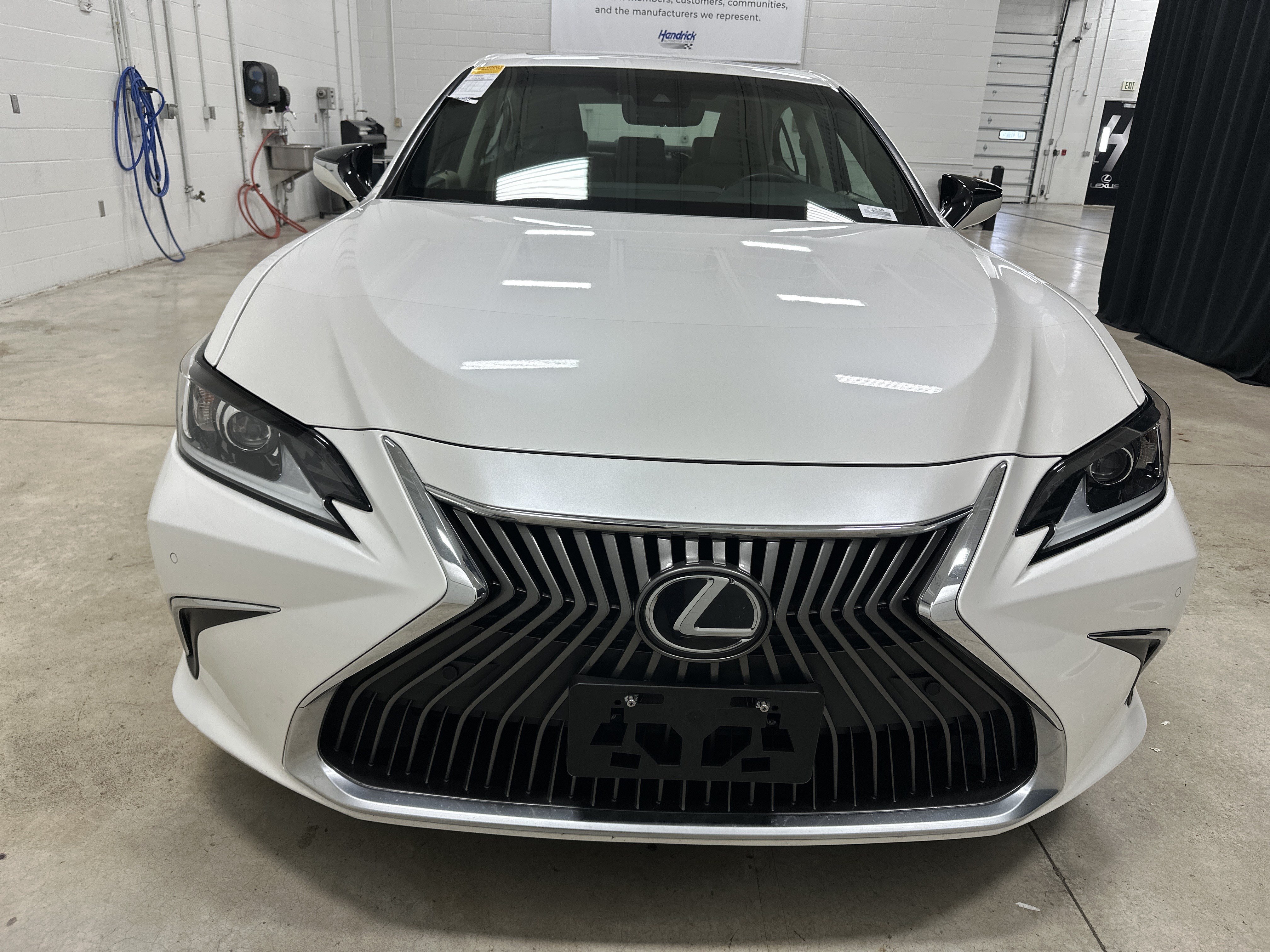 Used 2019 Lexus ES 350 w/ Premium Package FWD image 6