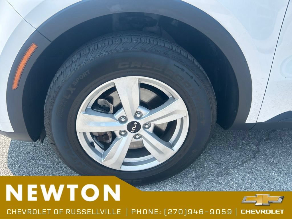 Used 2023 Kia Sorento LX FWD image 50