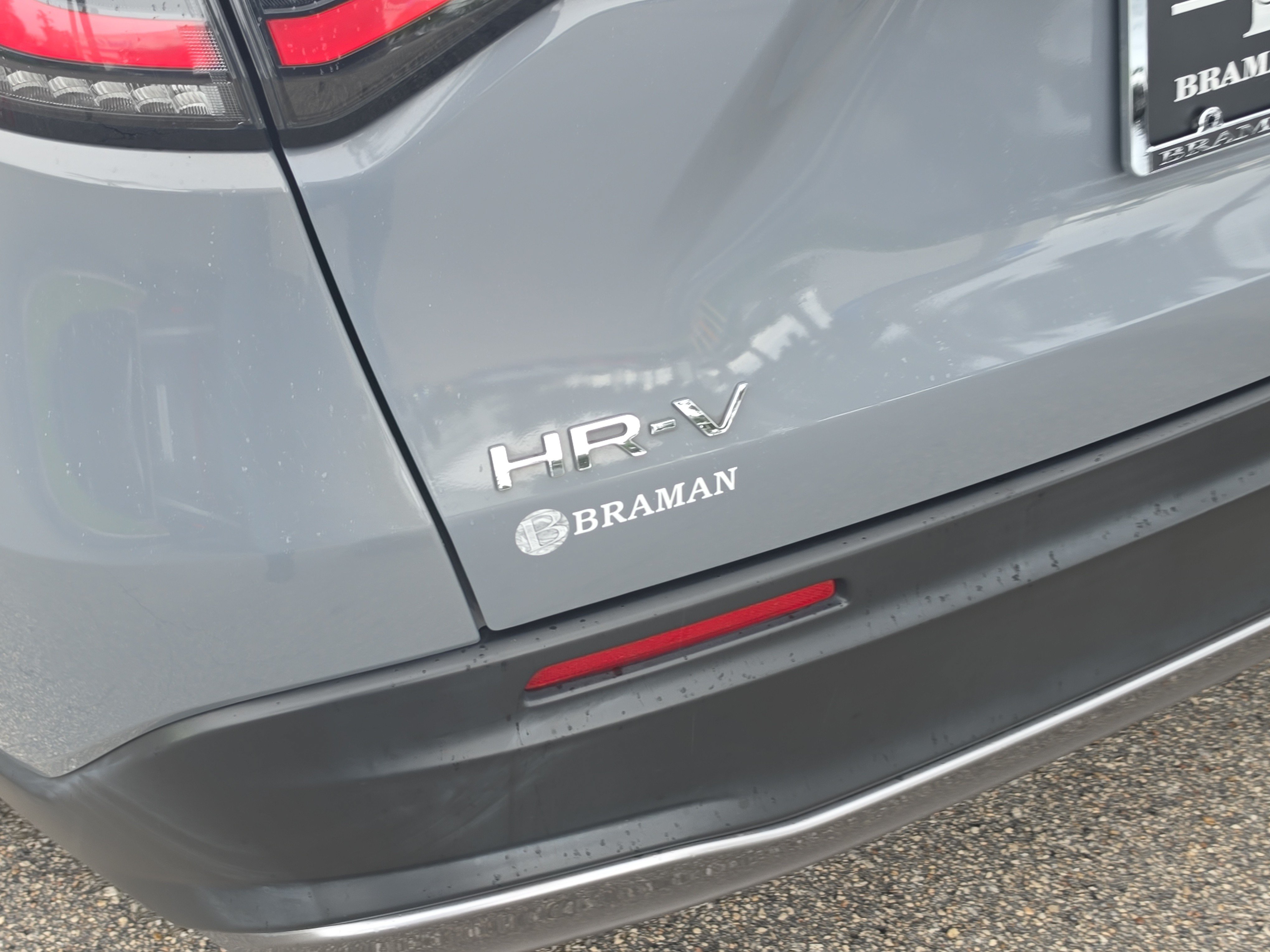 Certified 2024 Honda HR-V Sport image 7