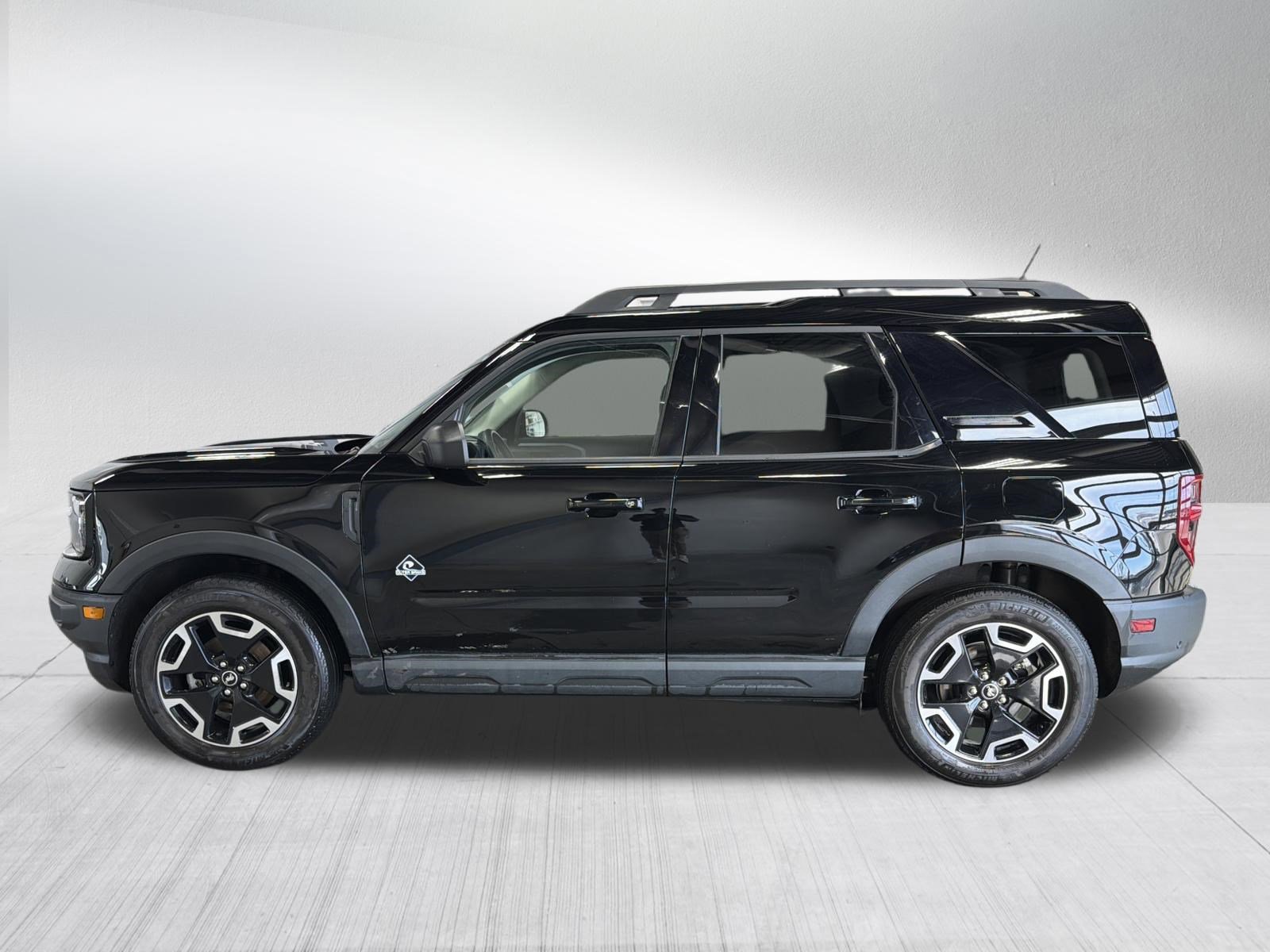 Used 2022 Ford Bronco Sport Outer Banks image 4