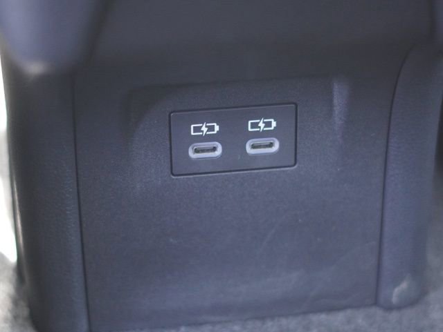 Used 2024 Toyota Prius LE image 27