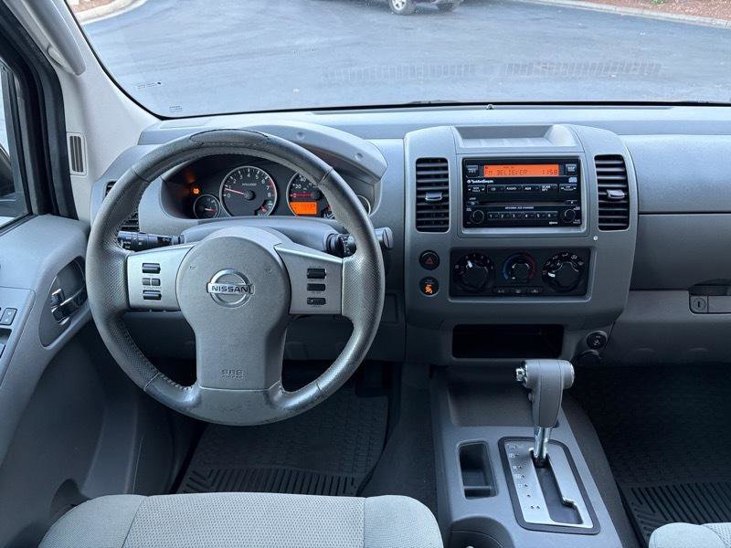 Used 2007 Nissan Frontier LE w/ Rockford Fosgate Pkg RWD image 18