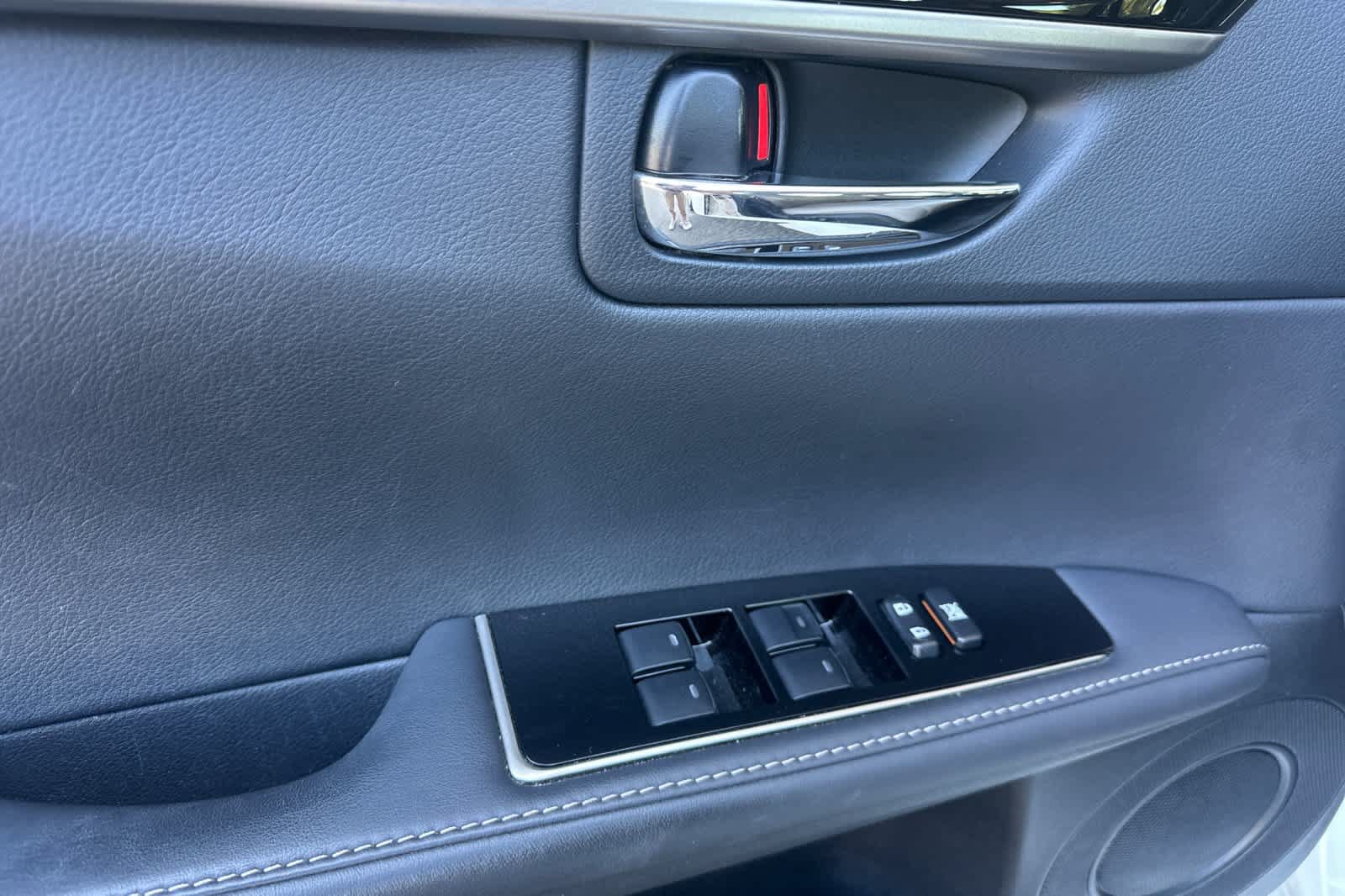 Used 2016 Lexus ES 350 FWD image 12