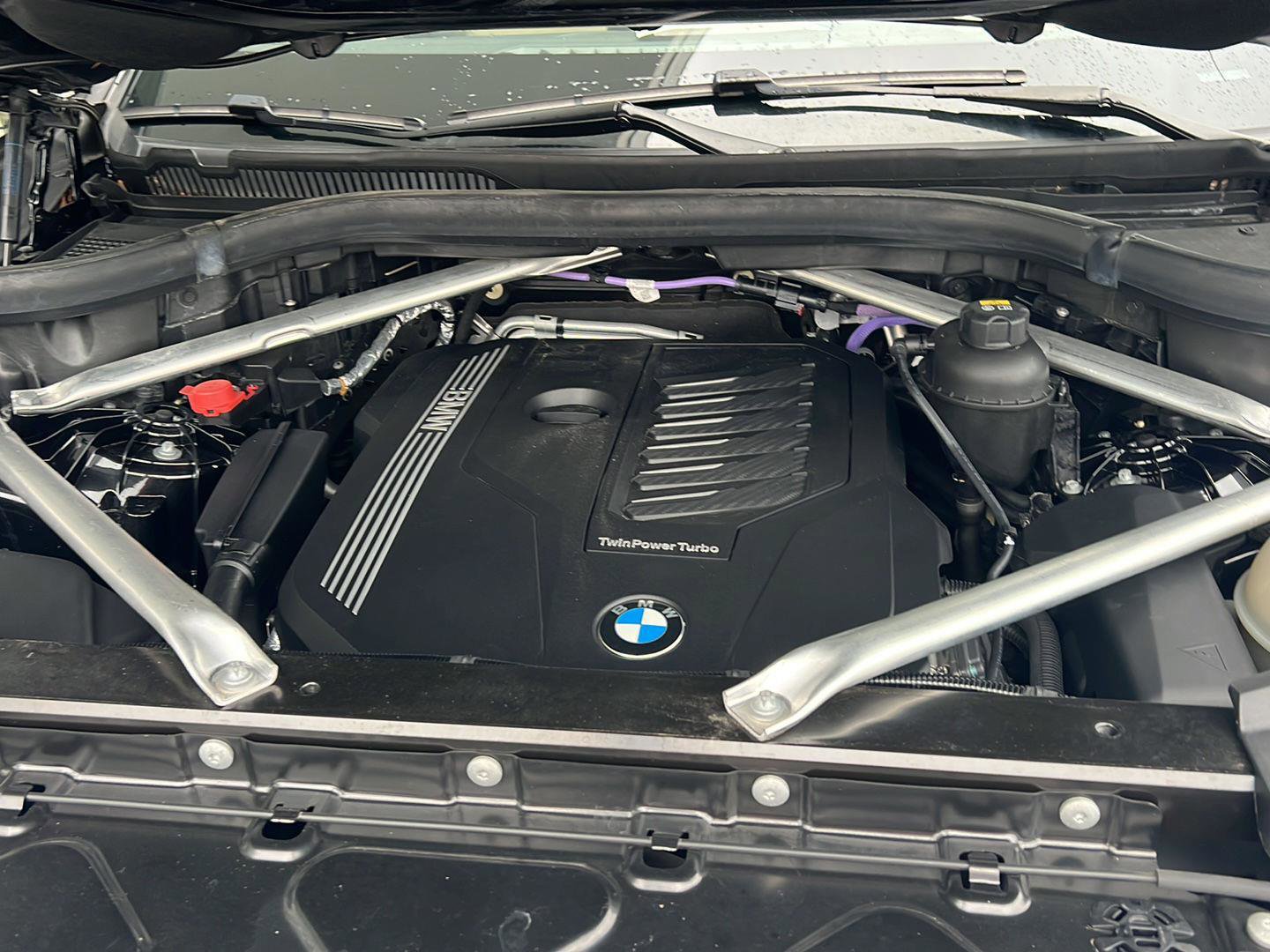 Certified 2022 BMW X5 xDrive40i w/ M Sport Package image 37