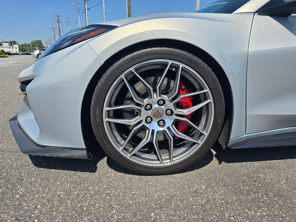 Used 2024 Chevrolet Corvette Z06 RWD image 6