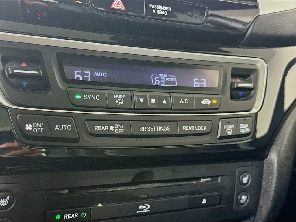 Used 2017 Honda Pilot Elite image 18