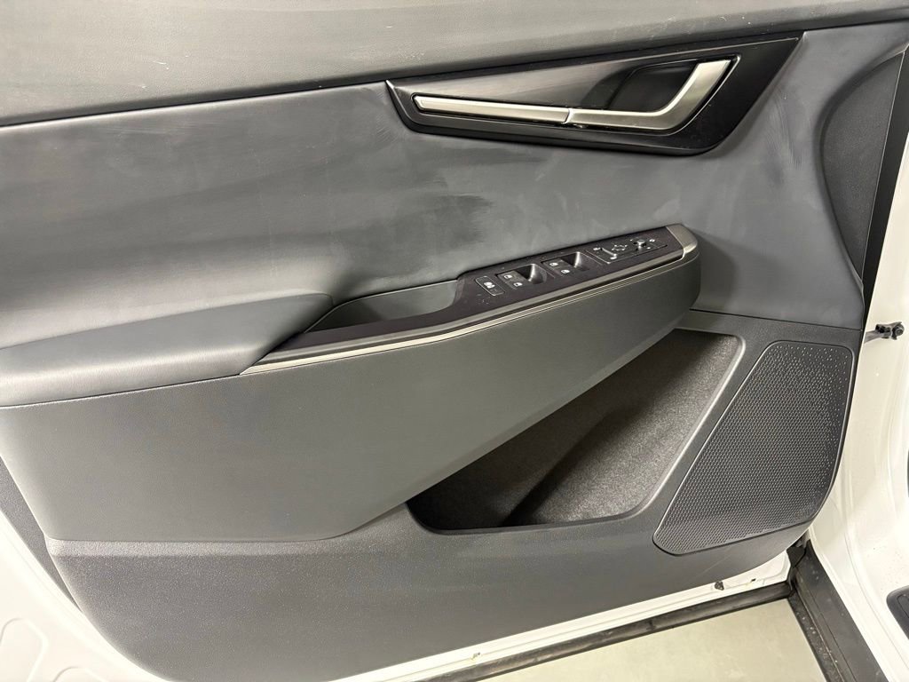 New 2025 Kia EV6 Light w/ Light LR Technology Package image 14