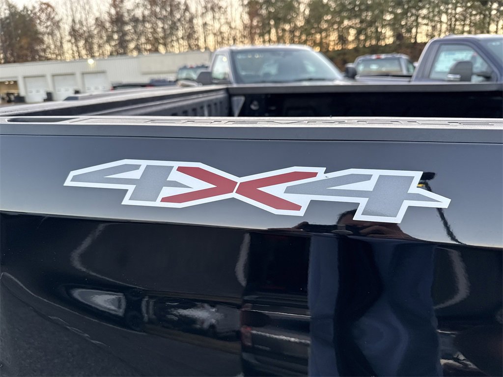 Used 2022 Chevrolet Silverado 1500 Custom image 18