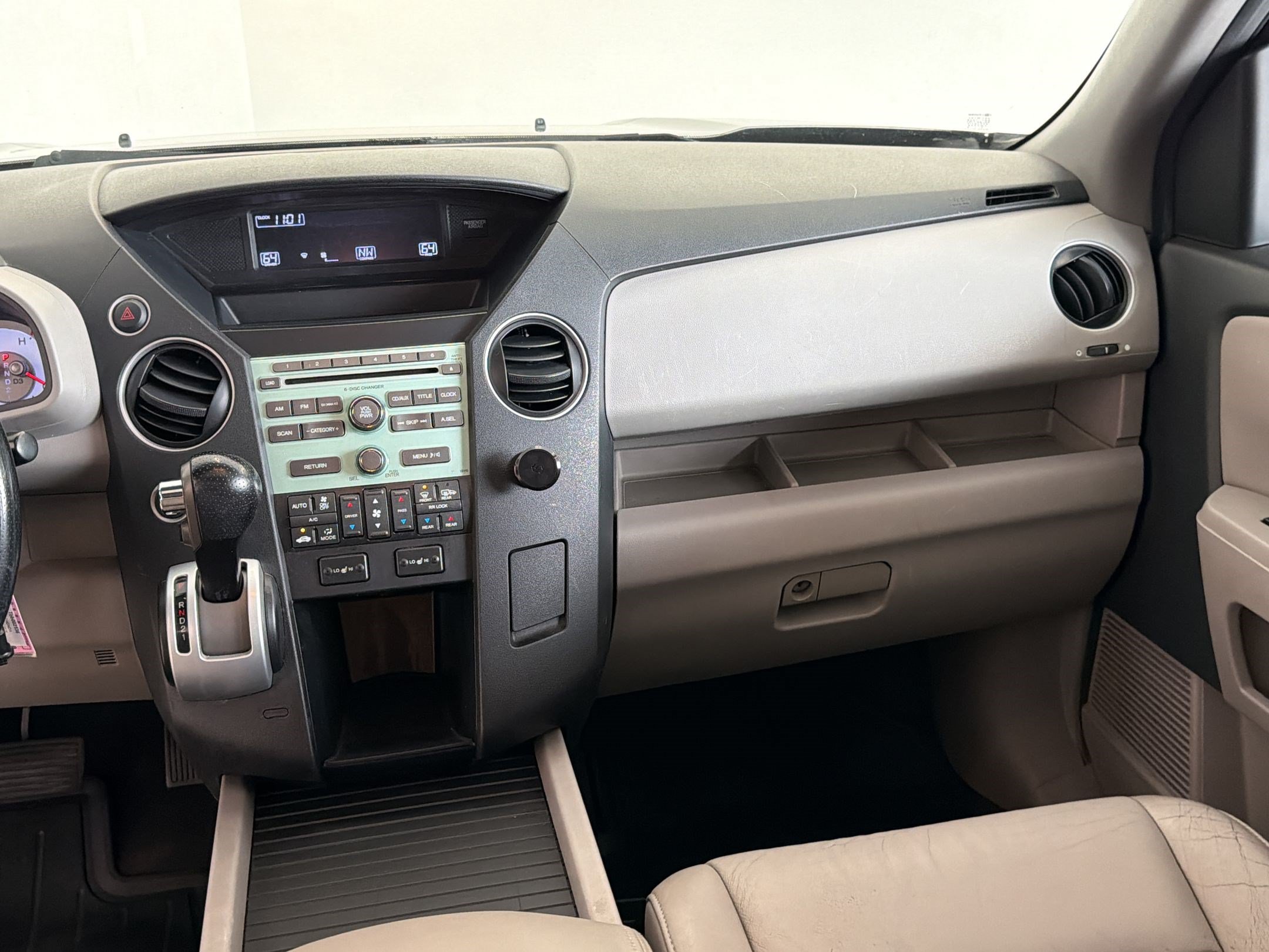 Used 2011 Honda Pilot EX-L image 28