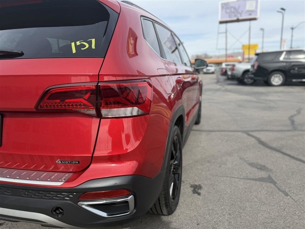 Used 2022 Volkswagen Taos SE image 12