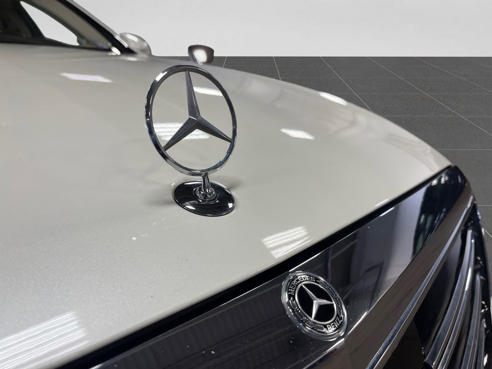 Used 2019 Mercedes-Benz S 450 4MATIC Sedan image 41