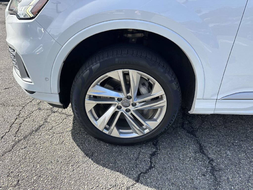 Used 2020 Audi Q7 3.0T Prestige AWD/4WD image 8