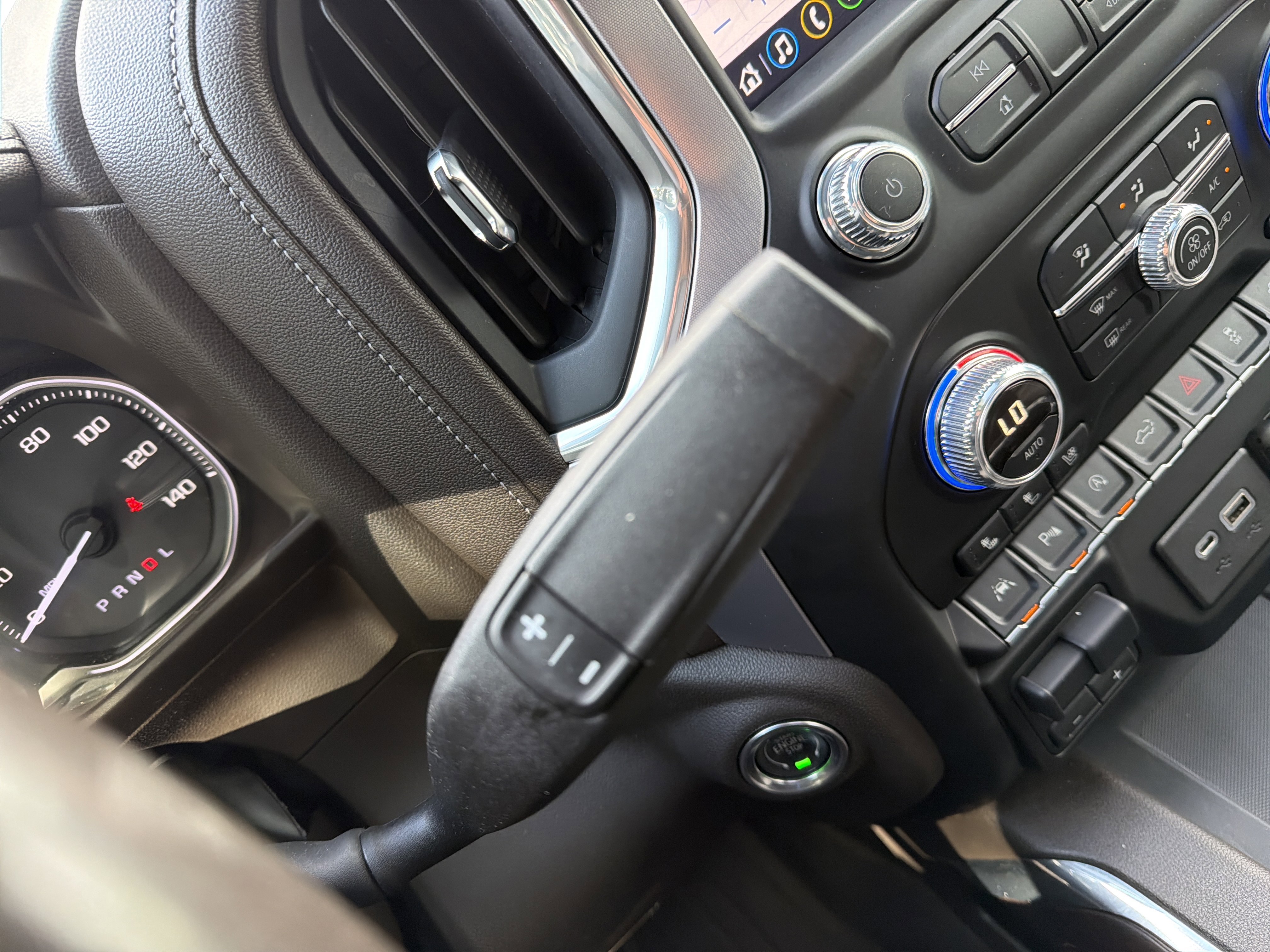 Used 2019 GMC Sierra 1500 SLT w/ SLT Premium Plus Package AWD/4WD image 26