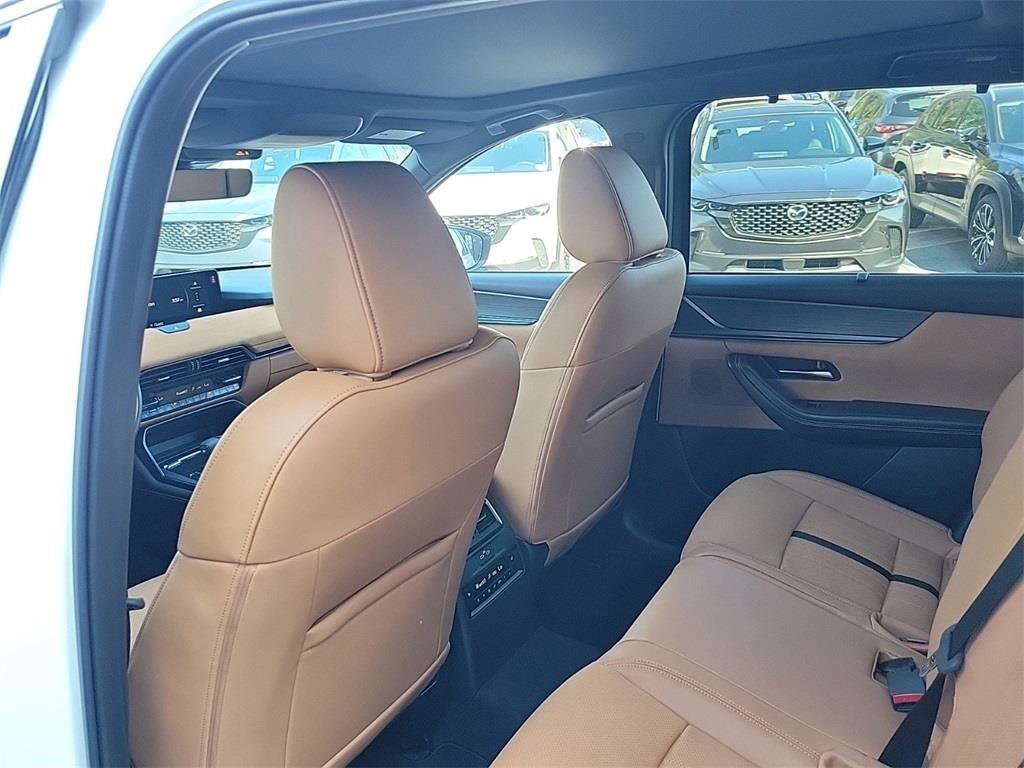 New 2025 MAZDA CX-70 3.3 Turbo S w/ Premium Plus image 18